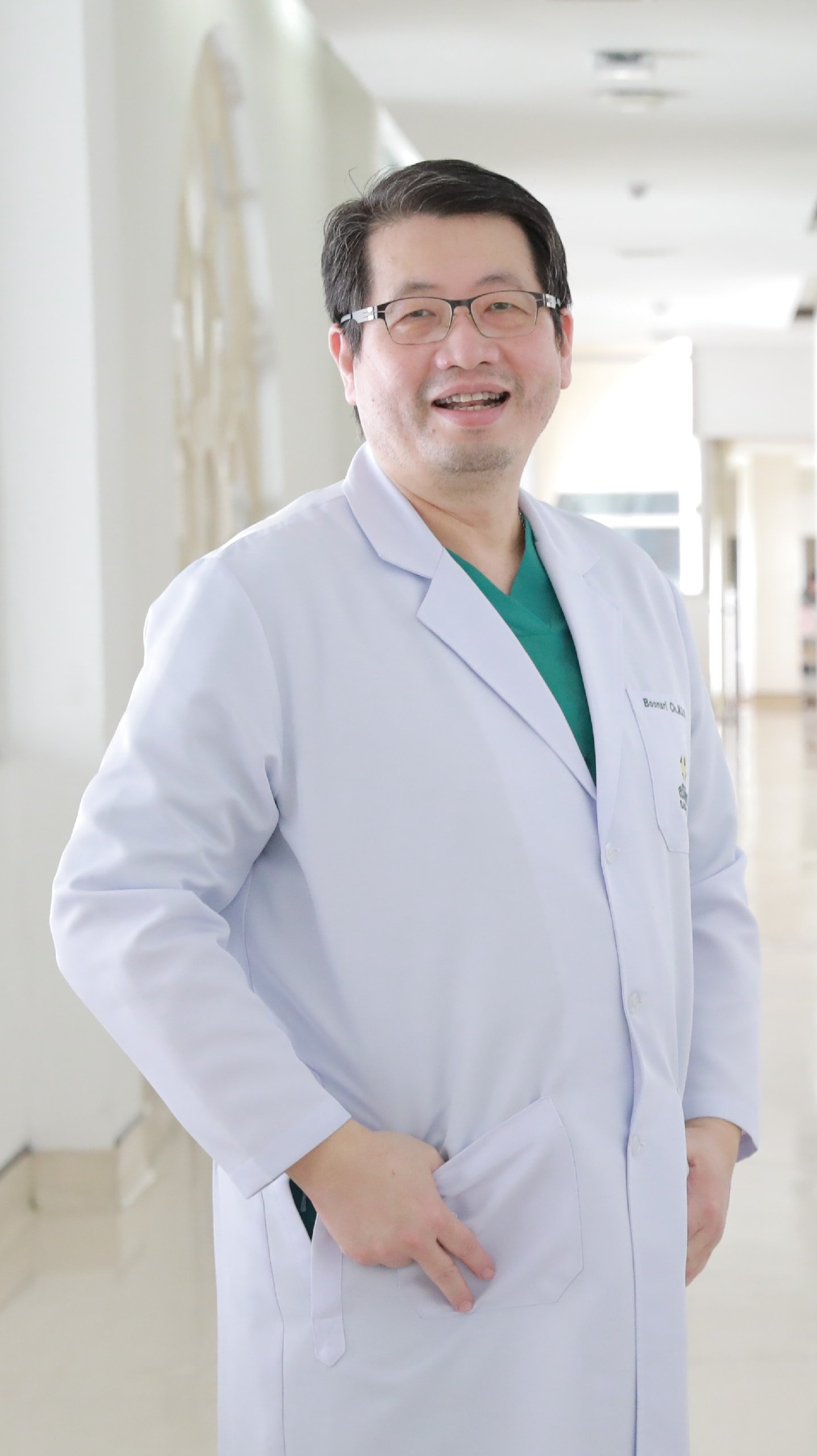 Dr. Assoc. Prof. Boonsri Chanrachakul, M.D.
