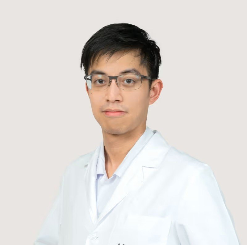 Dr. Dr. Karan Prasapsanti
