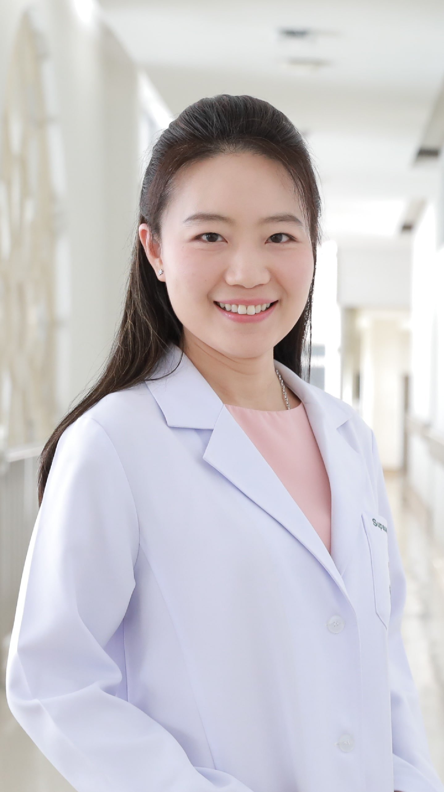 Dr. Dr. Supasuta Satthawisut, M.D.