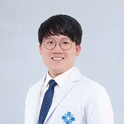 Dr. Dr. Nattapol Siripocaratana